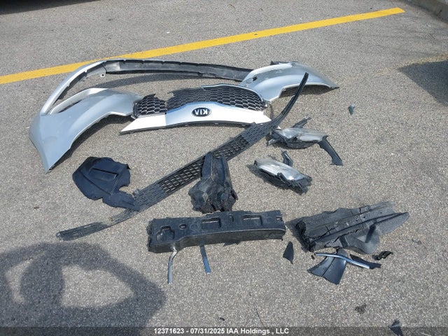 KIA dohc mpi nu 2015 KNAFX4A61F5317987 Image 12
