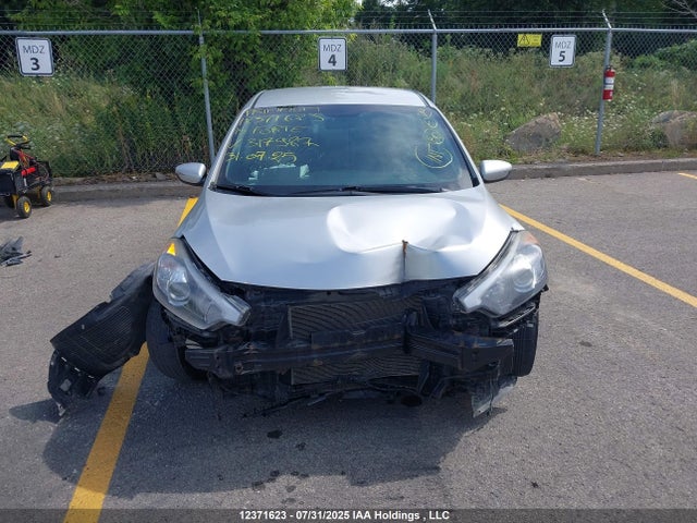 KIA dohc mpi nu 2015 KNAFX4A61F5317987 Image 13