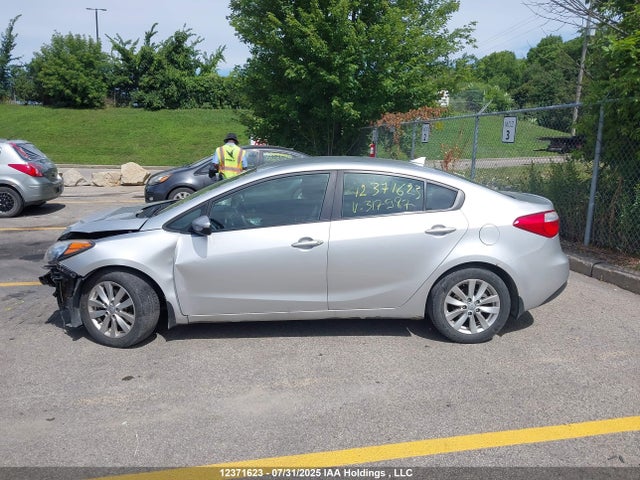 KIA dohc mpi nu 2015 KNAFX4A61F5317987 Image 15