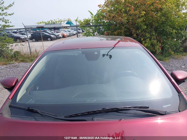 1C3CCCEG3FN624452 Chrysler 200