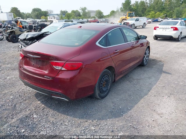 1C3CCCEG3FN624452 Chrysler 200
