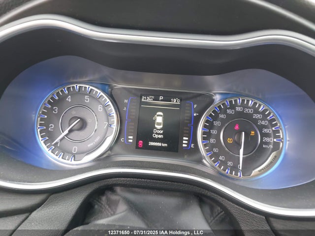 Chrysler 2015 2015 1C3CCCFBXFN589654 Image 7