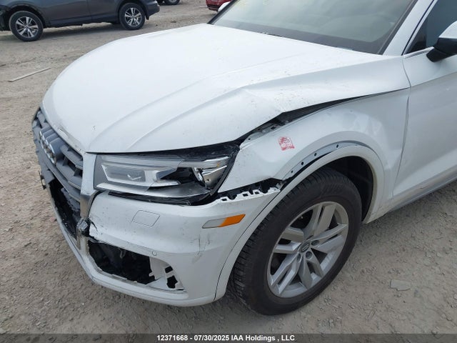 Audi Q5 2018 WA1ANAFY0J2218237 Image 12