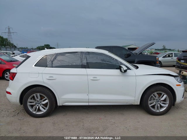 Audi Q5 2018 WA1ANAFY0J2218237 Image 14