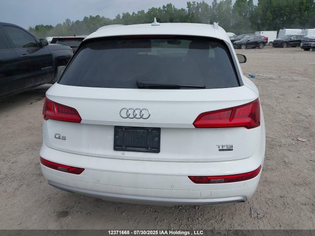 Audi Q5 2018 WA1ANAFY0J2218237 Image 17
