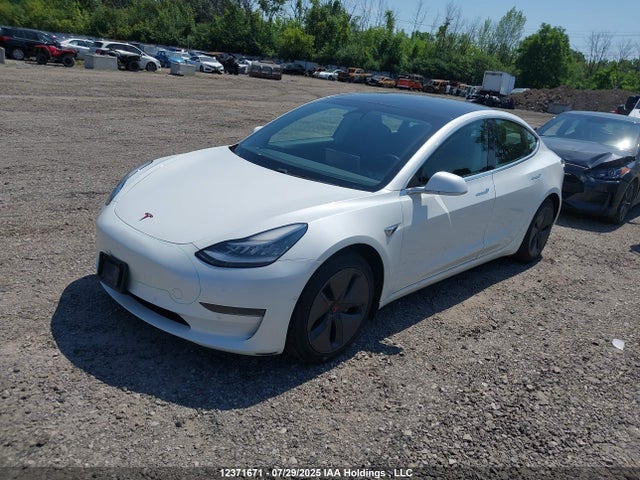5YJ3E1EA1LF780070 Tesla 2020