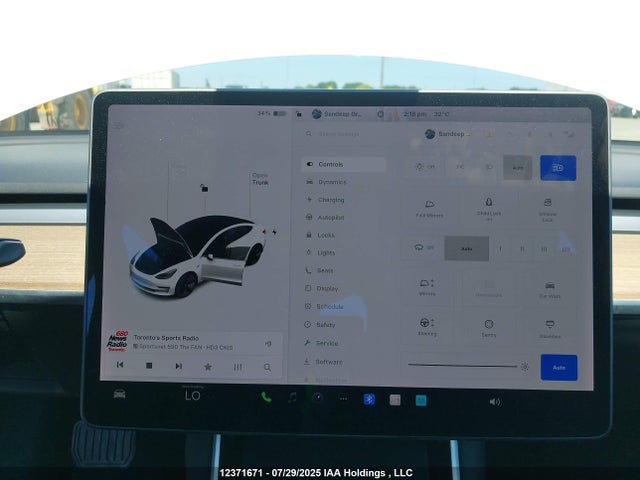 5YJ3E1EA1LF780070 Tesla 2020