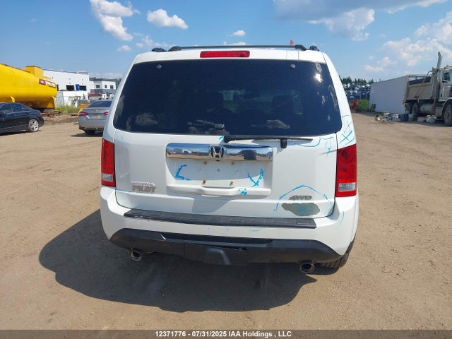 Honda j35z4 2015 5FNYF4H60FB506746 Image 17