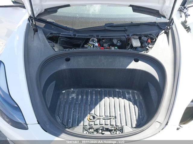 5YJ3E1EA3PF472730 Tesla 2023