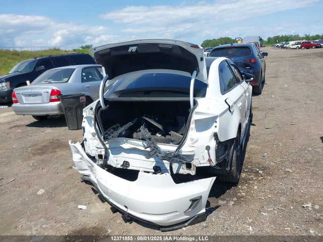 Audi A3 2016 WAUB8GFF9G1106115 Image 4