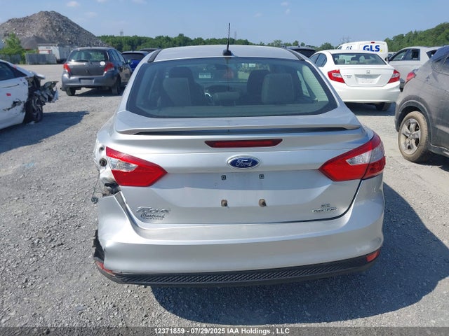 Ford Focus 2014 1FADP3F27EL364838 Image 16
