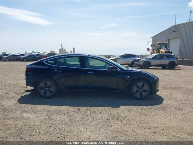 5YJ3E1EA0KF398627 Tesla MODEL 3