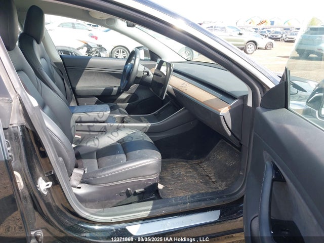 5YJ3E1EA0KF398627 Tesla MODEL 3