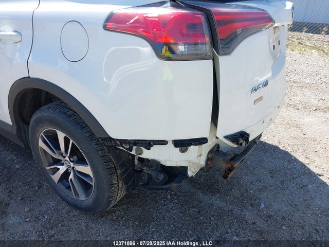 Toyota 2ar-fe 2018 2T3BFREV8JW765860 Image 22