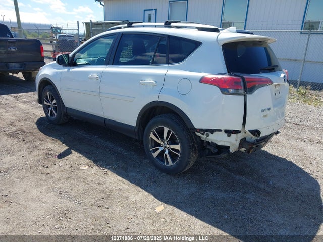 Toyota 2ar-fe 2018 2T3BFREV8JW765860 Image 3