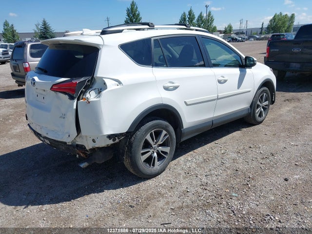 Toyota 2ar-fe 2018 2T3BFREV8JW765860 Image 4