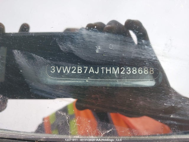 3VW2B7AJ1HM238688 Volkswagen 1.4 tsi