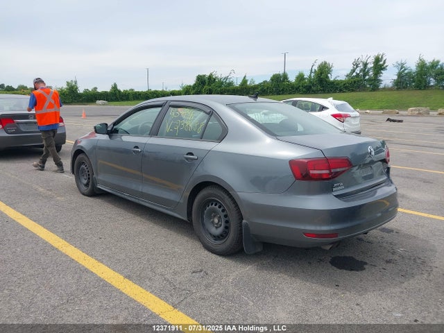 3VW2B7AJ1HM238688 Volkswagen 1.4 tsi
