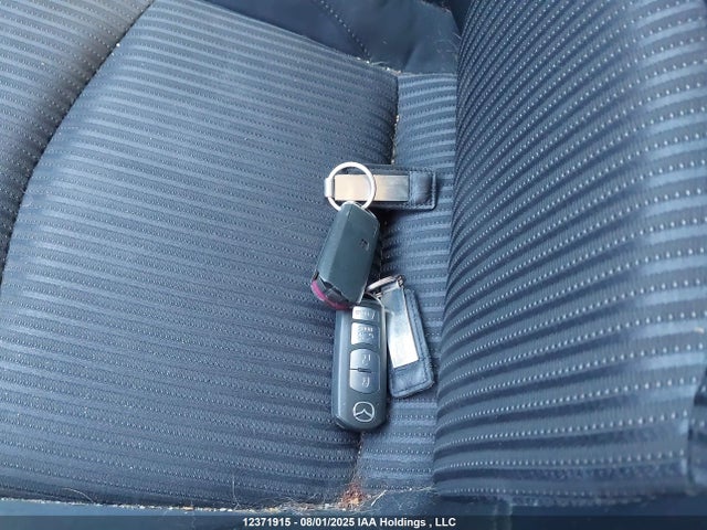 3MZBM1V70FM199983 Mazda pe