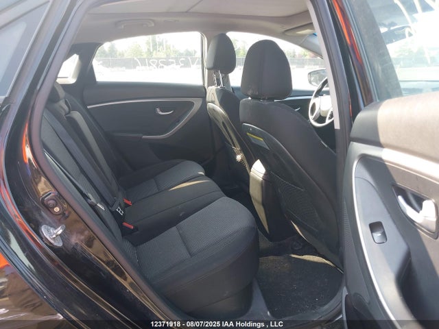 Hyundai ELANTRA GT 2017 KMHD35LH0HU353846 Image 8