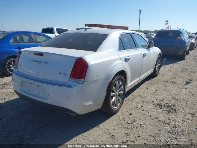2C3CCASGXFH763818 Chrysler 2015