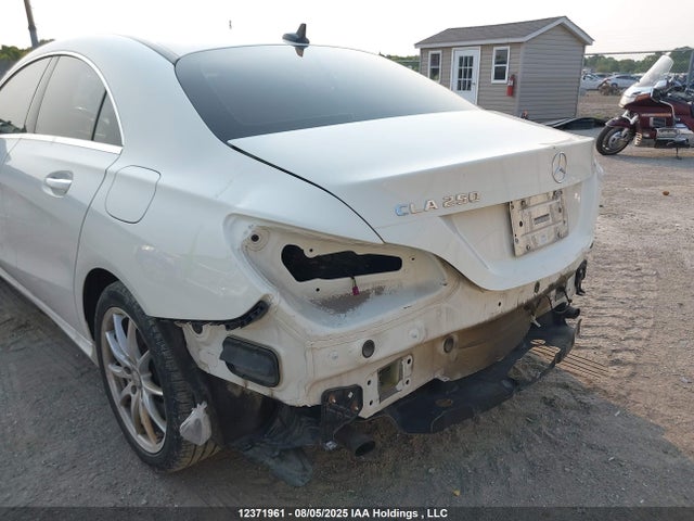 Mercedes-Benz 2017 2017 WDDSJ4GB2HN469261 Image 18