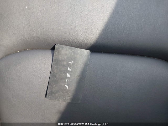 5YJ3E1EB3PF688134 Tesla MODEL 3