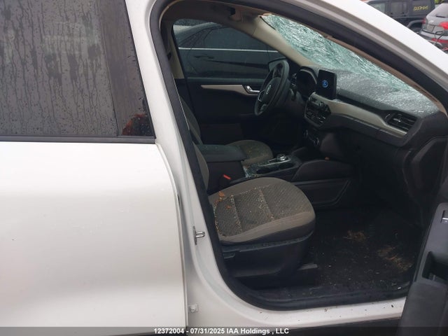 1FMCU9G65LUA88410 Ford Escape