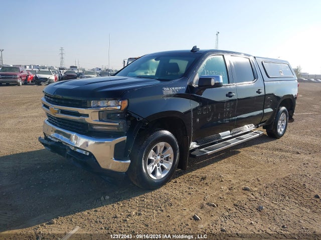 Chevrolet l84 2022 1GCUYDED8NZ176570 Image 2