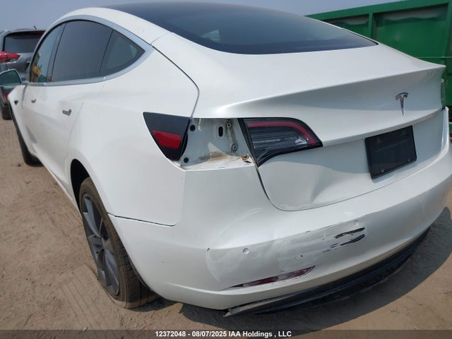 5YJ3E1EA6LF642721 Tesla 2020