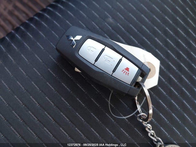 Mitsubishi 2025 2025 JA4J4UA81SZ614746 Image 11
