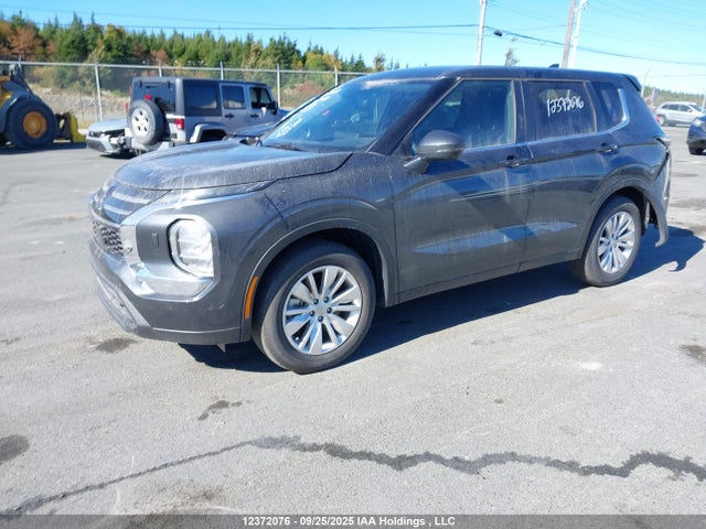 Mitsubishi 2025 2025 JA4J4UA81SZ614746 Image 2