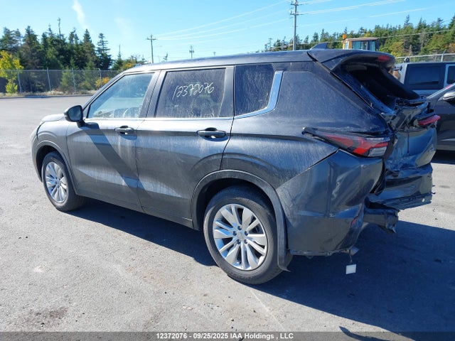 Mitsubishi 2025 2025 JA4J4UA81SZ614746 Image 3
