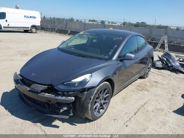 5YJ3E1EB4NF299029 Tesla MODEL 3