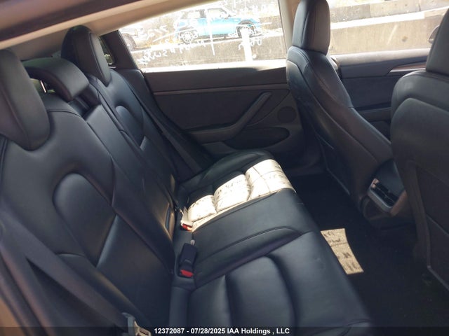 5YJ3E1EB4NF299029 Tesla MODEL 3