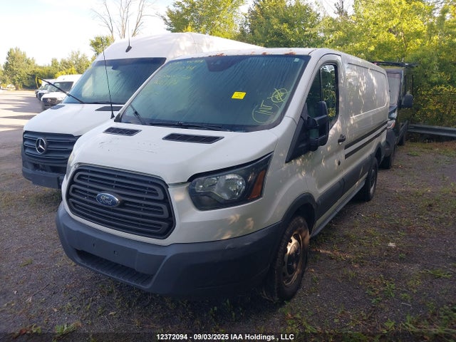 Ford Transit 2017 1FTYR1YM0HKA28984 Image 2
