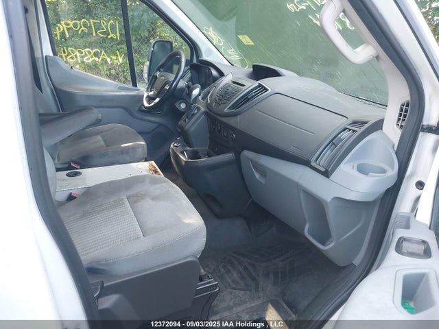 Ford Transit 2017 1FTYR1YM0HKA28984 Image 5