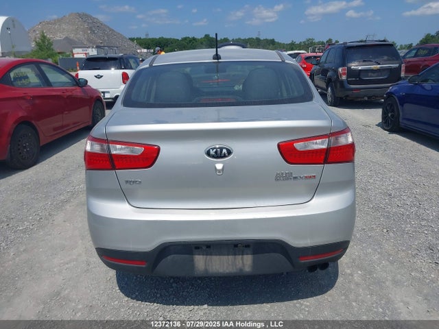 KIA dohc gamma 2015 KNADN4A32F6518276 Image 16