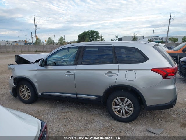 Mitsubishi mivec 2019 JA4AZ2A39KZ605271 Image 14