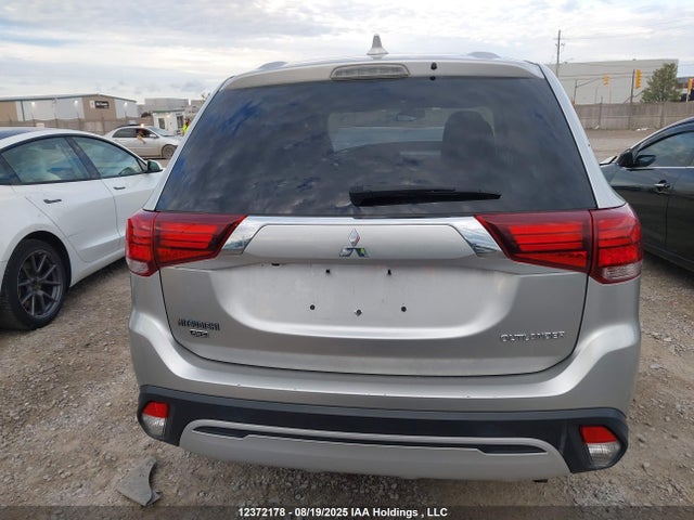 Mitsubishi mivec 2019 JA4AZ2A39KZ605271 Image 16