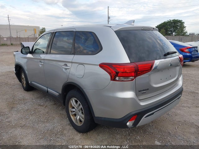 Mitsubishi mivec 2019 JA4AZ2A39KZ605271 Image 3