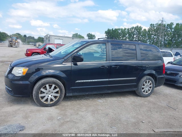2C4RC1BGXER386454 Chrysler Town and Country
