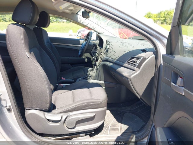 5NPD74LF1HH089872 Hyundai Elantra