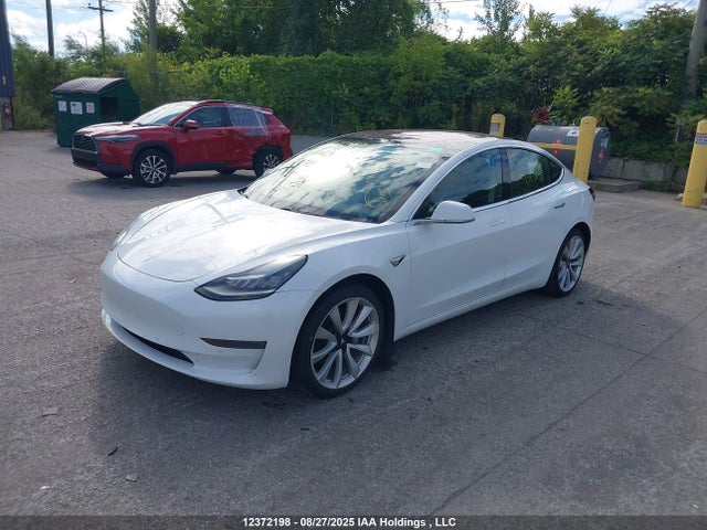 5YJ3E1EBXJF134385 Tesla MODEL 3