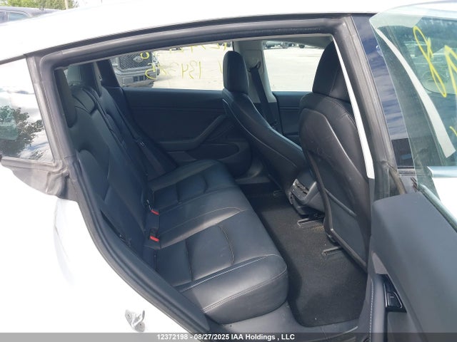 5YJ3E1EBXJF134385 Tesla MODEL 3
