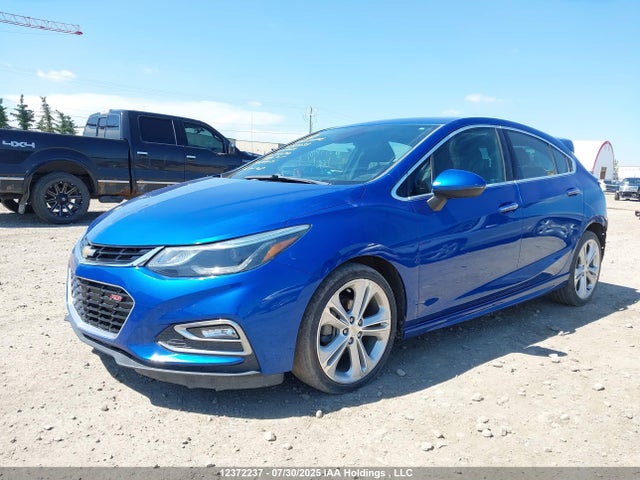 Chevrolet le2 -di: direct injection, vvt: variable valve timing, gen, alum 2018 3G1BF6SMXJS552540 Image 2