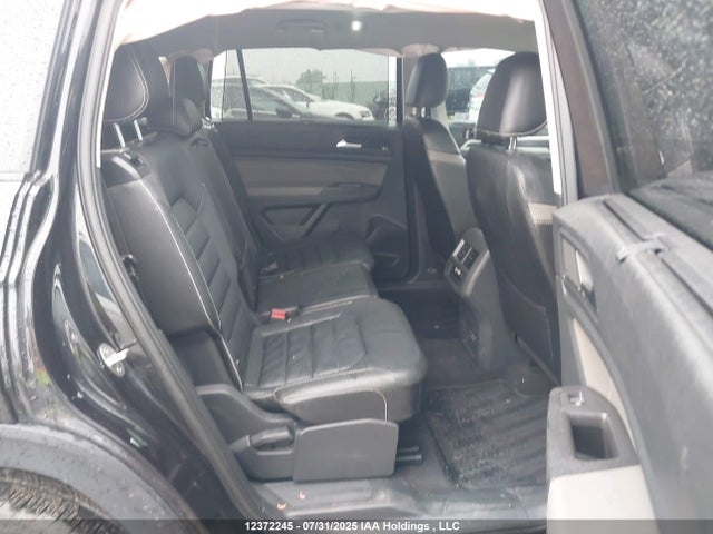 1V2SR2CA0PC508393 Volkswagen 3.6 fsi
