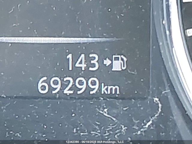 JN1BJ1CRXHW122494 Nissan 2017