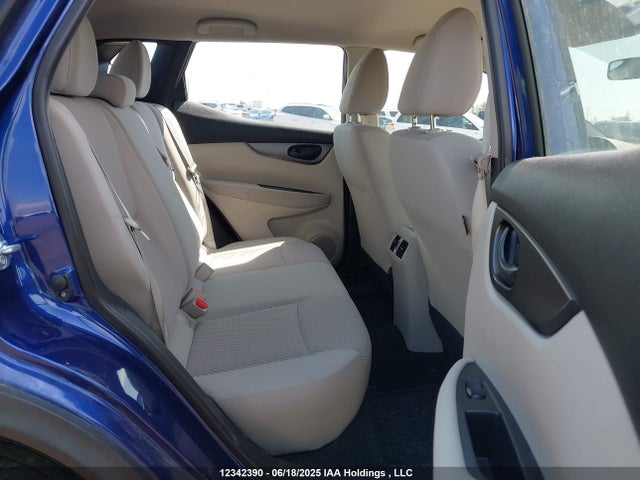 JN1BJ1CRXHW122494 Nissan 2017