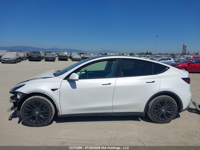 7SAYGDEEXPF759635 Tesla 2023